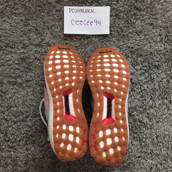 SOLD! NWT  Adidas Ultra Boost Nice Kicks Woodstock - Picture 5 of 8